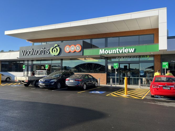 Shayne Neumann: Thrilled to help open the new @woolworths store at Mountview Shopping …
