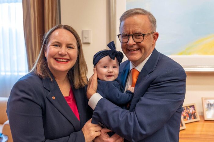 Thanks Senator @nitagreenqld for bringing in baby Stevie today  ...