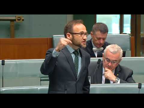 Australian Greens: Adam slams Liberal and Labor for supporting dangerous encryption legislation