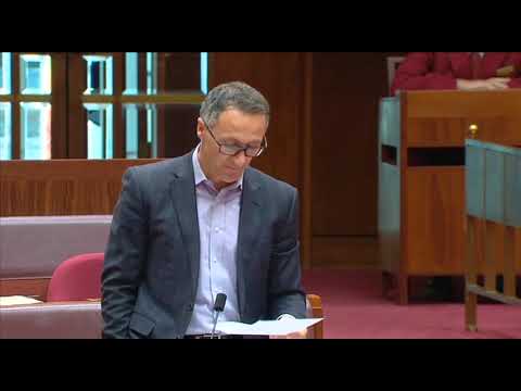 Richard speaks on Bourke Street