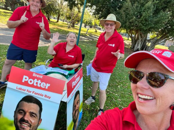 Another fantastic day in Fannie Bay with Brent Potter - Labor Candidat...