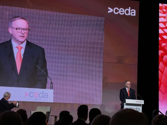 Andrew Barr MLA: Prime Minister @AlboMP speaking at the #CEDA #StateoftheNation breakfa…