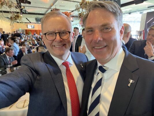 Congratulations to my friend ⁦@RichardMarlesMP⁩ on an outstanding win ...