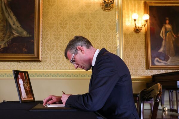 Dom Perrottet: Today I signed the condolence book at Government House for Her Majesty…
