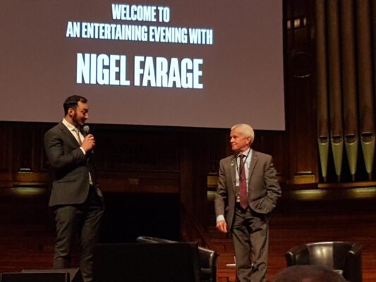 Malcolm Roberts 🇦🇺: Last night at Brisbane City Hall the Nigel Farage Tour organiser Joel …