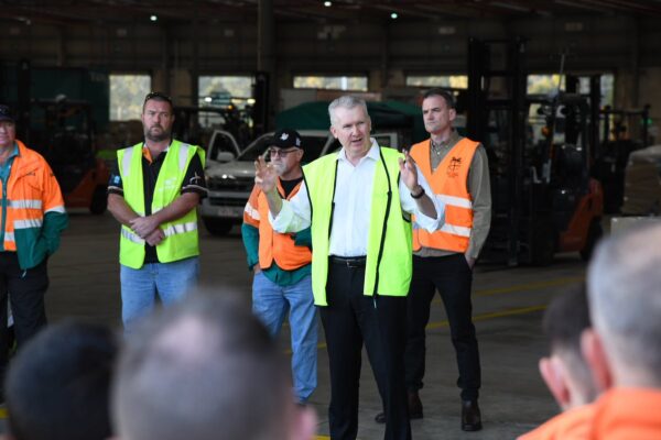 Tony Burke: Last week I stopped by Toll NQX Brisbane to speak with workers about t…