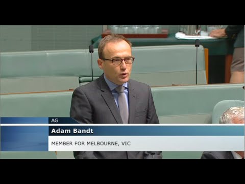 Adam Bandt asks Malcolm Turnbull about Safe Schools Coalition in QT