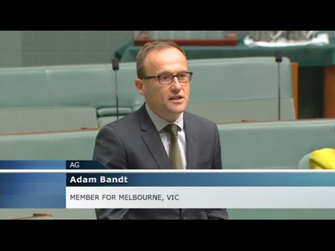 Adam Bandt asks Malcolm Turnbull about "hottest month on record" in Question Time