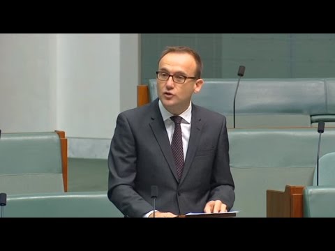 Adam Bandt introduces bill to Renew Australia & transform electricity system