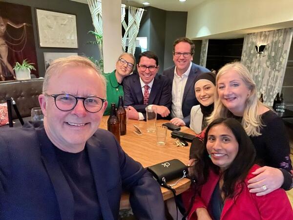 Great to see Anthony Albanese in Perth catching up with some of our WA...