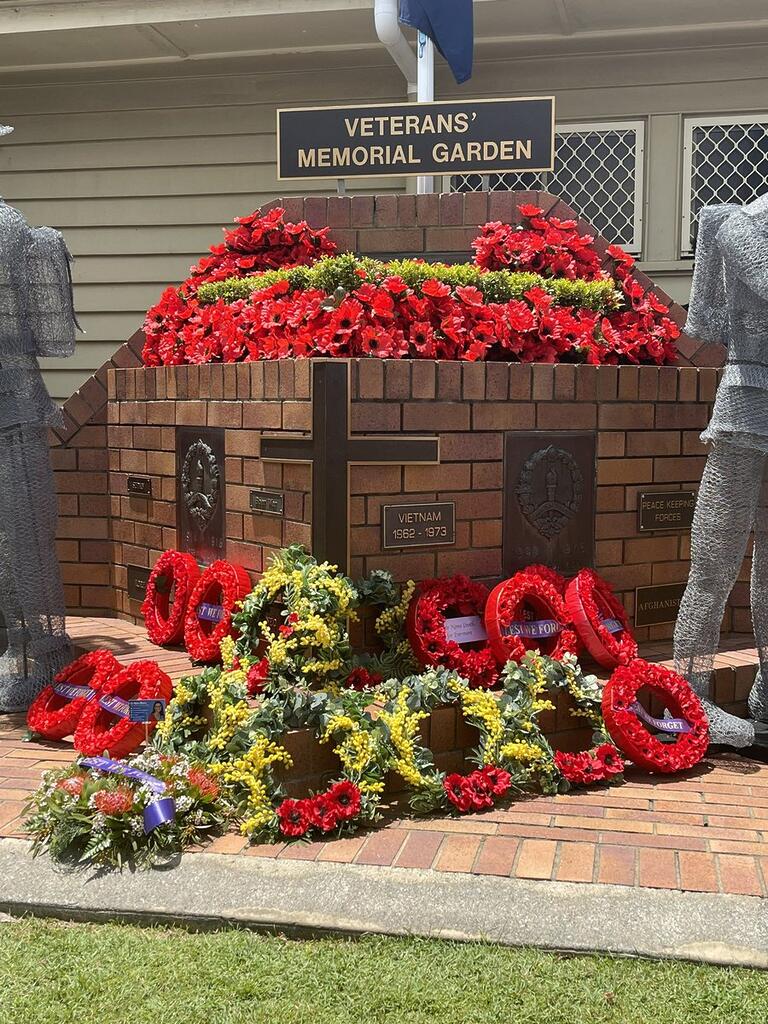 Graham Perrett: A big rollout of Remembrance Day ceremonies in #Moreton today. Th…