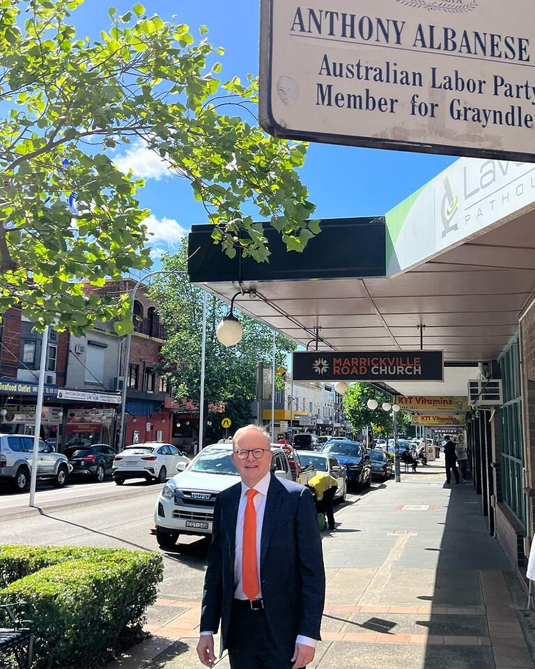 Anthony Albanese: Great to be out meeting with constituents in sunny Marrickville t…