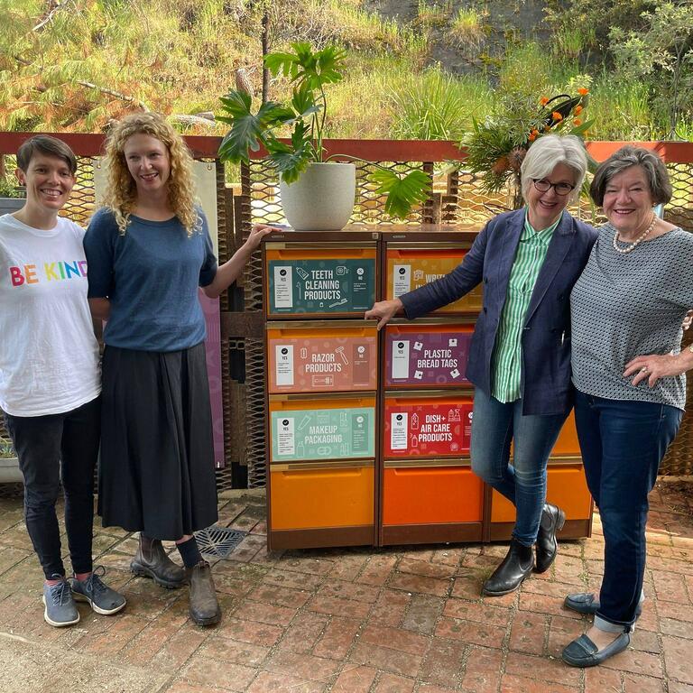 Helen Haines MP: I was honoured to officially open Plasticwise Yackandandah’s Recy…