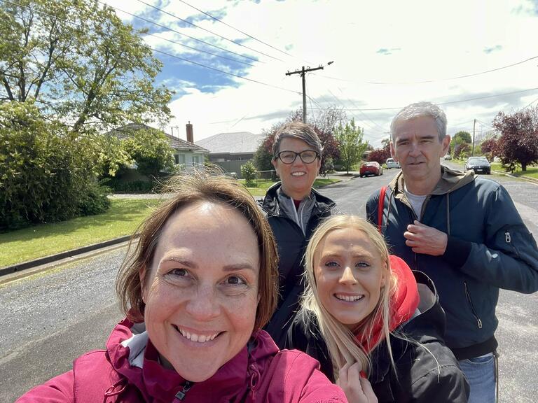 Jaala Pulford MP: In Brown Hill for @michaelasettle talking with people about Labor…