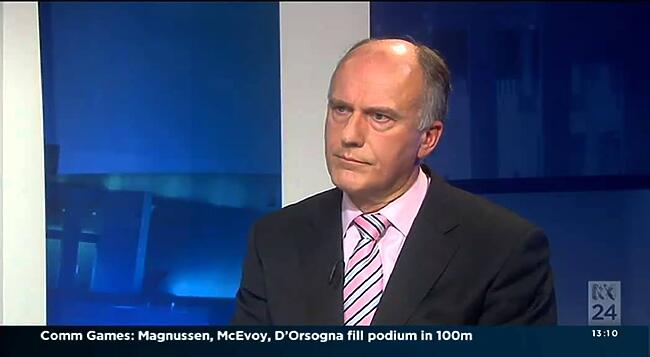 Abetz to young Tassie jobseekers: 'try even harder'.