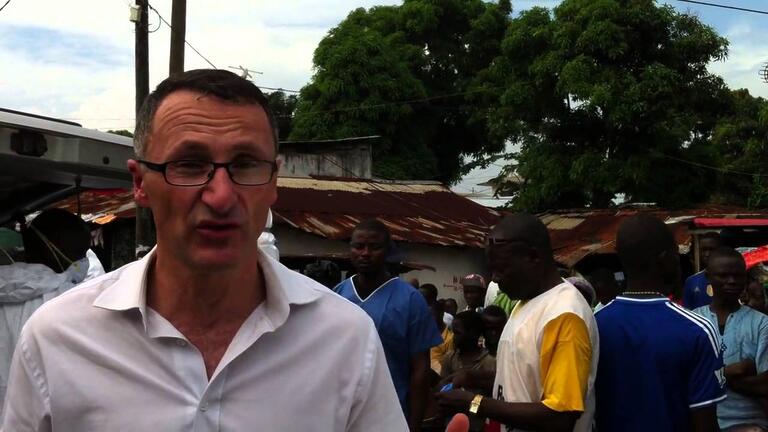 VIDEO: Australian Greens: Richard Di Natale in Monrovia with the Red Cross burial team