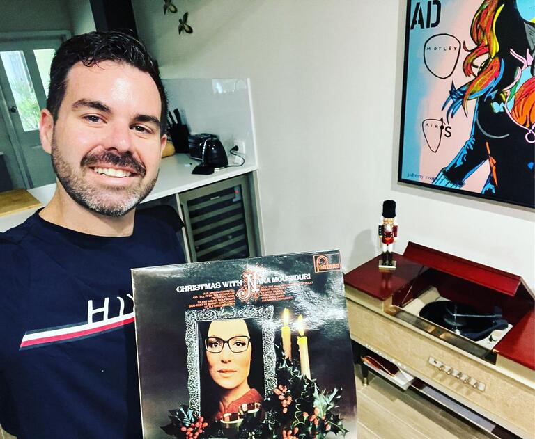 Chansey Paech MLA: Member for Gwoja: Nothing like a bit of Christmas with Nana Mouskouri on vinyl to g…