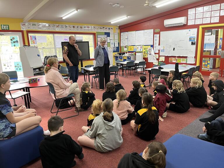 Helen Haines MP: I had the pleasure of visiting Upper Sandy Creek Primary School r…