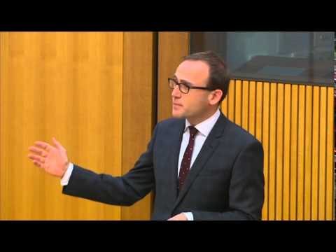 VIDEO: Australian Greens: “A coward attacks the young, the sick and the poor” – Adam Bandt on Budget