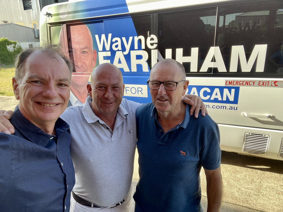 David Southwick MP: Get on the ‘Wayne Train’ or in my case Bus. 
Vote 1 Wayne Farnham…