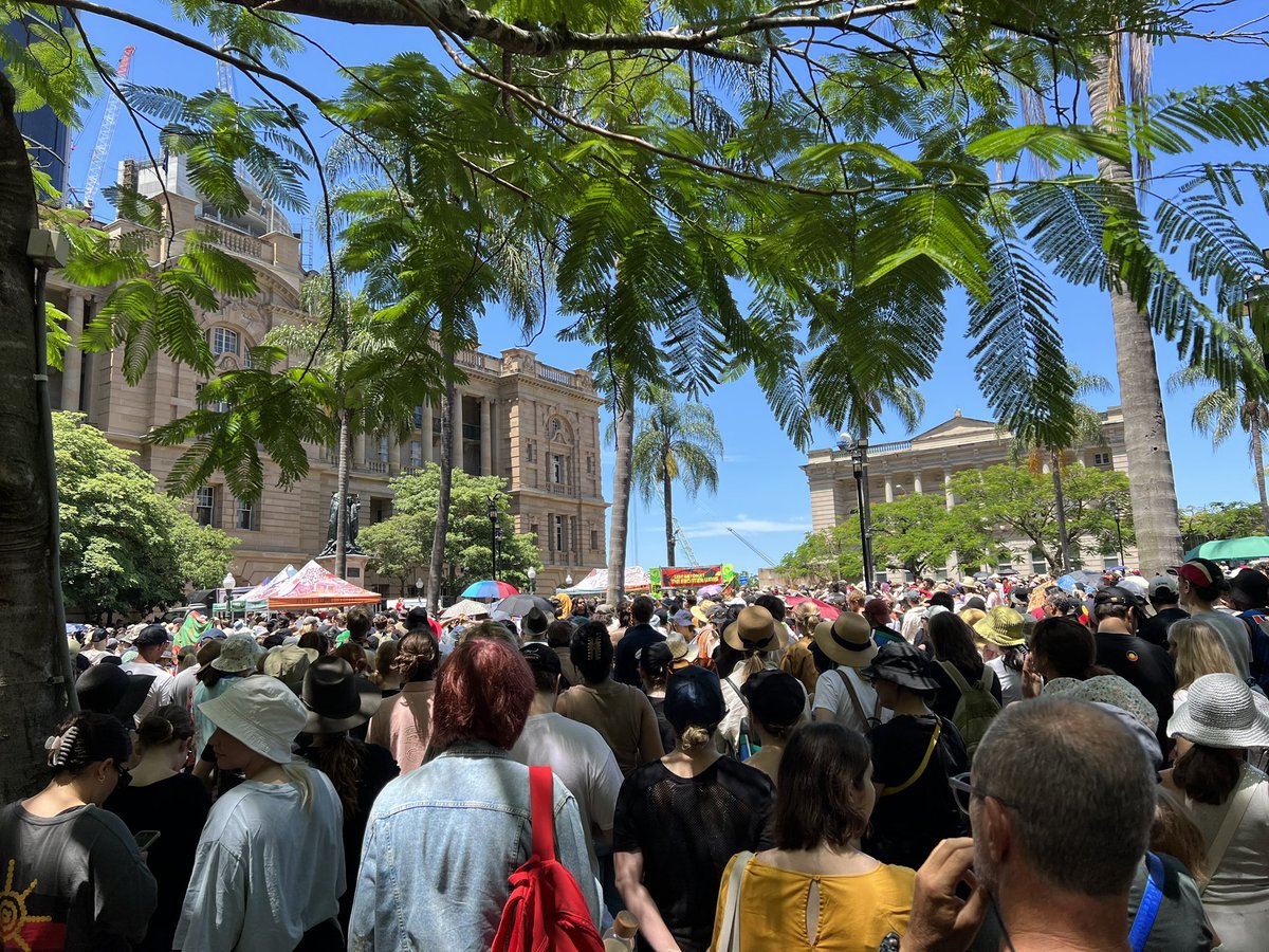 Stephen Bates: Huge crowd for Invasion Day rally and march in Meanjin today  …