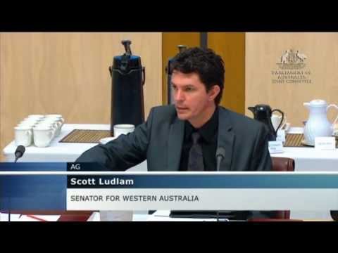 Senator Scott Ludlam quizzes the communications Department on media reforms