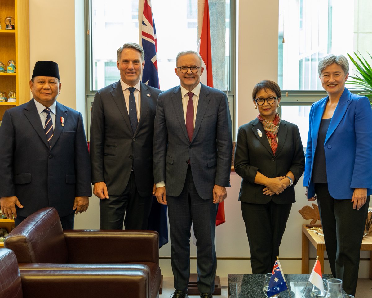 Australia and Indonesia are committed to a peaceful and prosperou...
