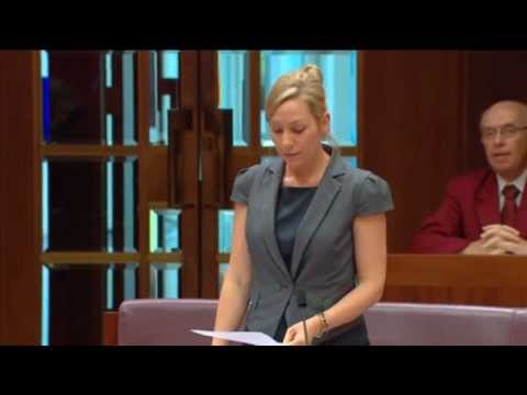Larissa Waters takes note of an answer: Australian Government abandons World Heritage