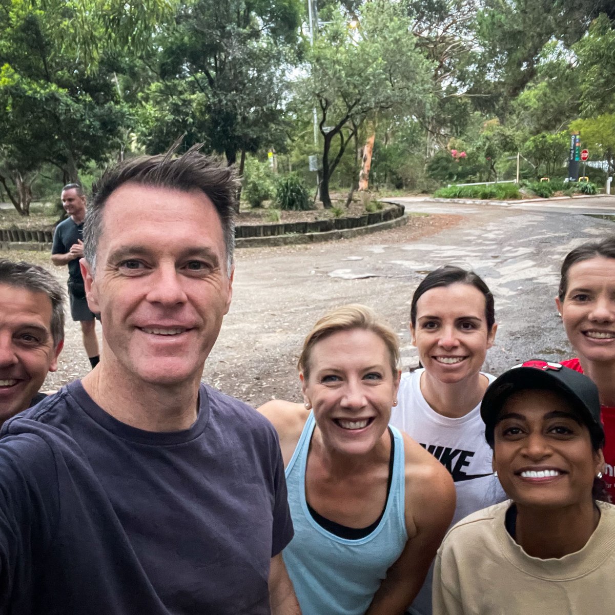 Chris Minns: Good Morning NSW – an early morning run with the team to start of…