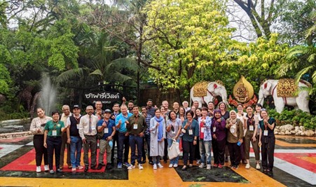 Image of WHA’s Dr Tiggy Grillo and delegates in Bangkok.