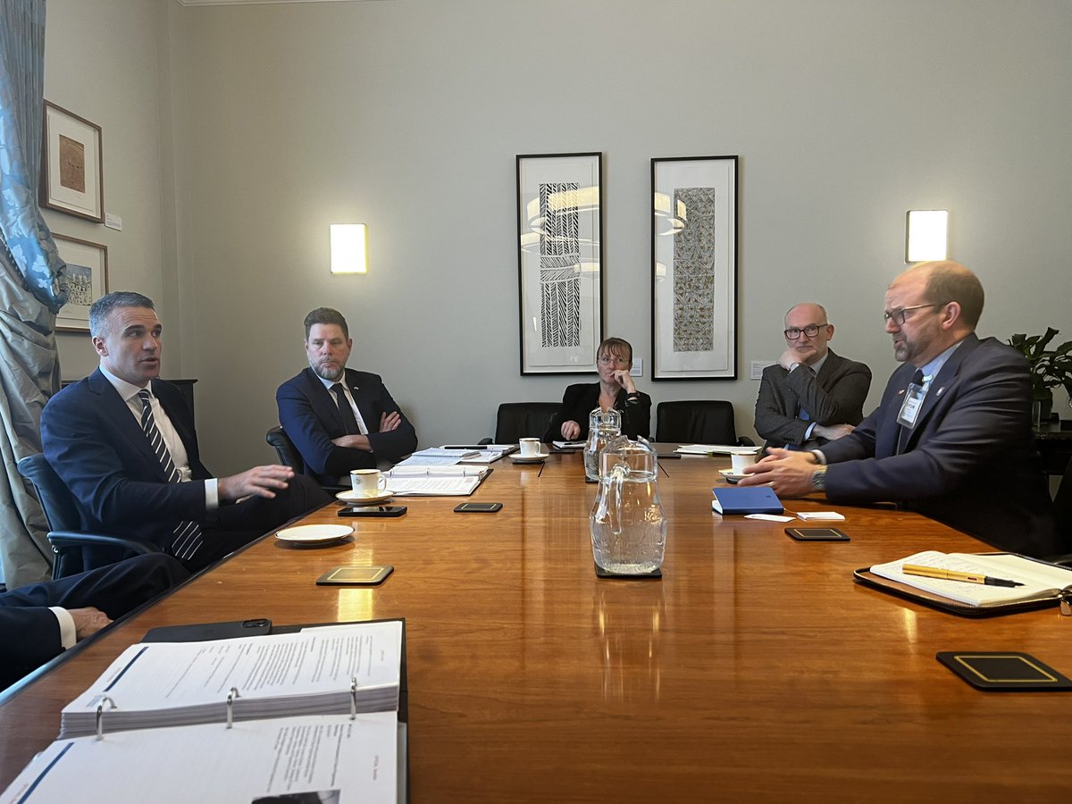 Meeting with @RollsRoyce about their recently established Nuclear...