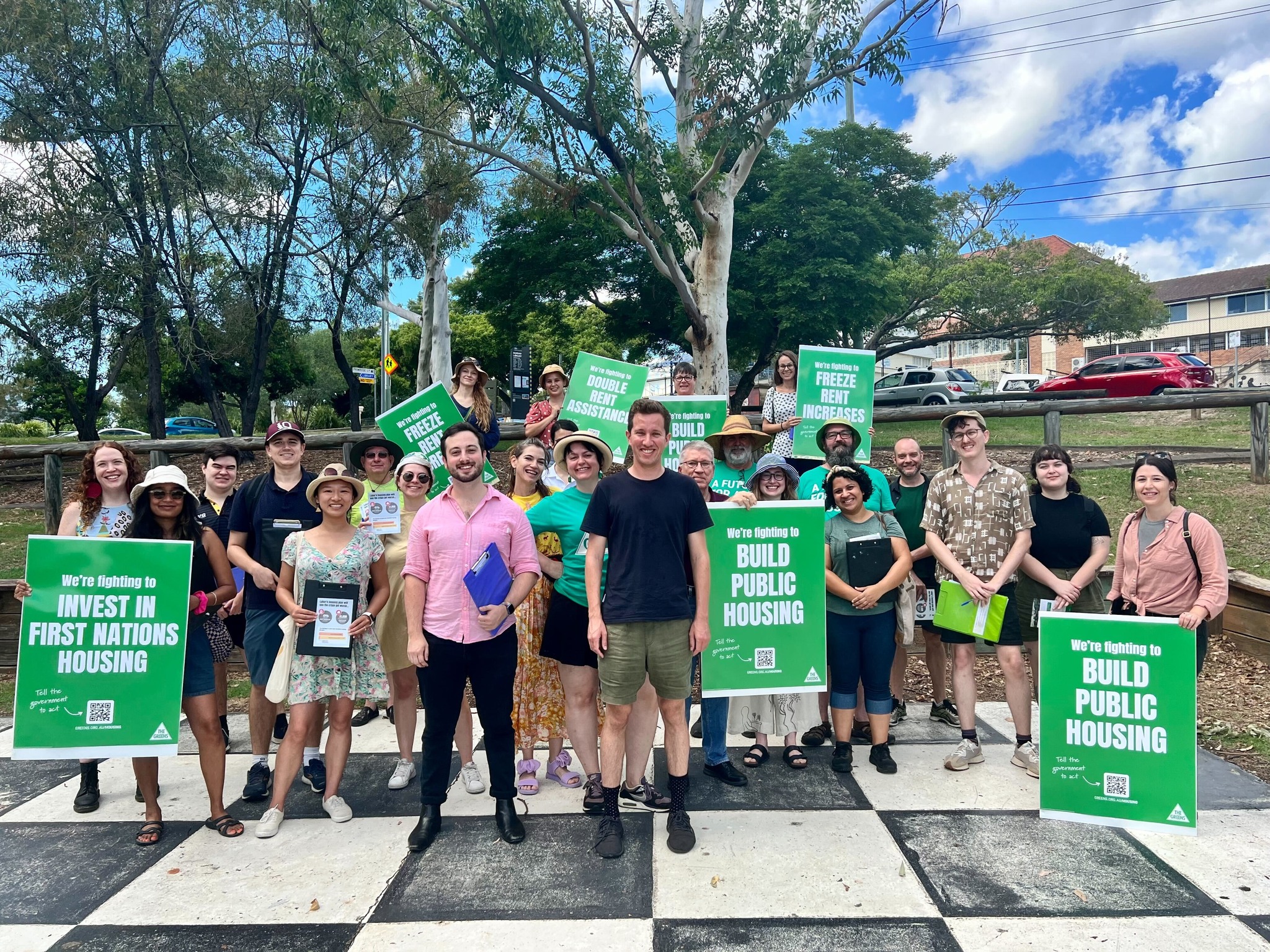 Queensland Greens:  Huge thanks to the many volunteers who spent their weekend knocking o…