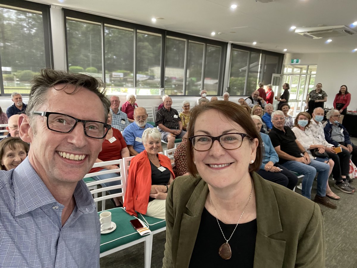 Stephen Jones MP: Great turnout at today’s scams forum with @stemplemanmp, talking …