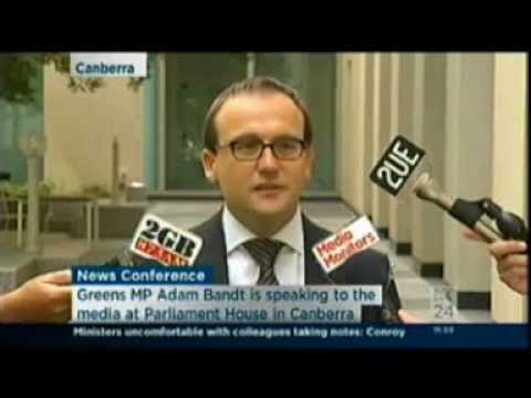 VIDEO: Australian Greens: Greens MP Adam Bandt media conference on Qantas and ABCC