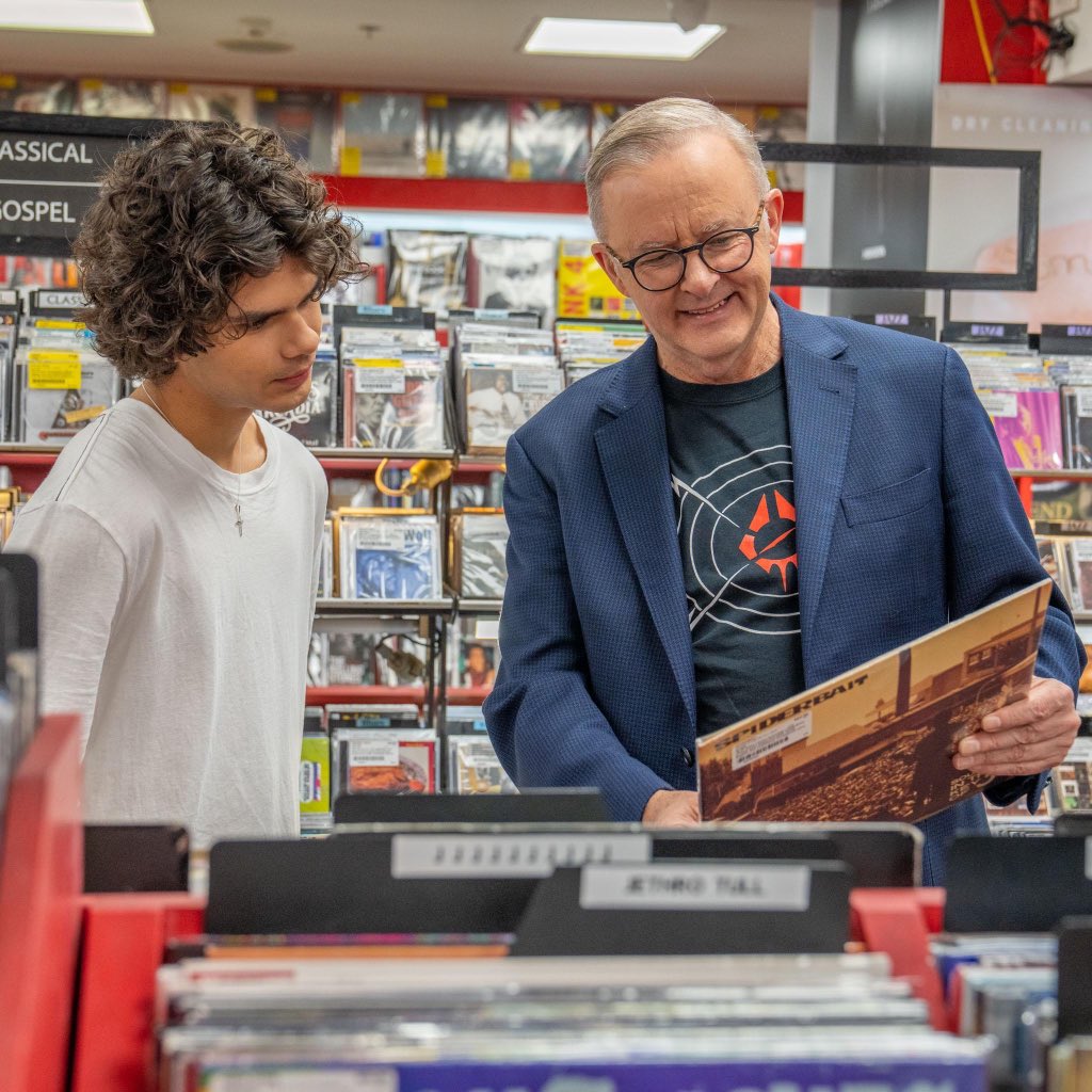 Anthony Albanese: Celebrating Record Store Day down at Red Eye Records in Sydney wi…