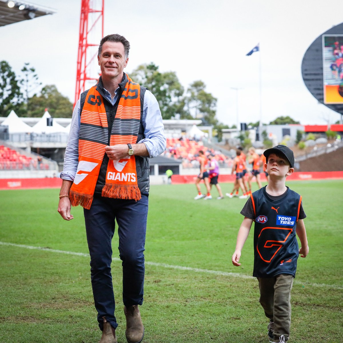 Tossing the coin for the @GWSGIANTS vs @CarltonFC game with my tr...