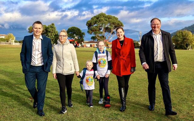 Promoting Walk Safely to School Day in Tassie with Education Mini...