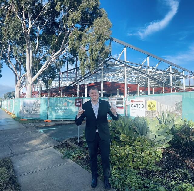 Joe Szakacs MP: Look at Findon Technical College at Findon High School going up!
…