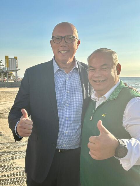 It’s amazing the people you run into on the beach at the Goldie. ...
