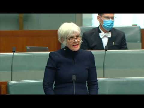 Elizabeth Watson Brown speaks on the Greens' Climate Trigger amendment