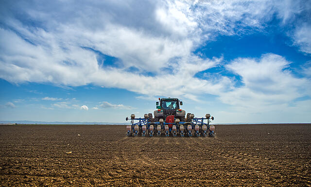 Farm incomes to fall due to drier conditions and lower prices