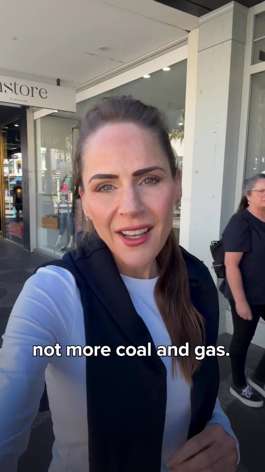The Australian Greens:  Things that just make sense Our plan will tackle the cost-of-living and housing…