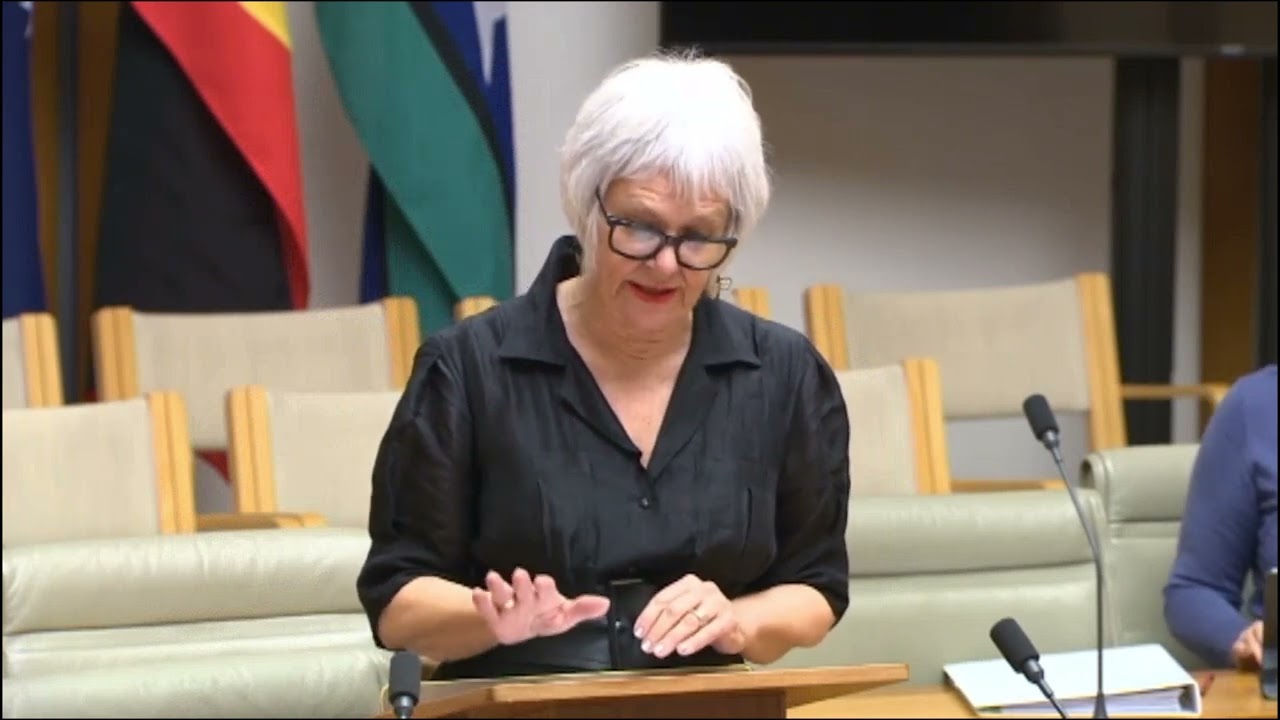 VIDEO: Australian Greens: Elizabeth Watson-Brown on the dire state of Australia’s phone and internet services