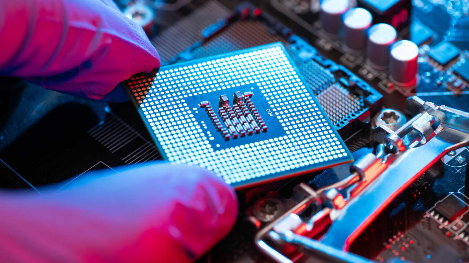 Sheffield Uni Tackles Semiconductor Skills Gap