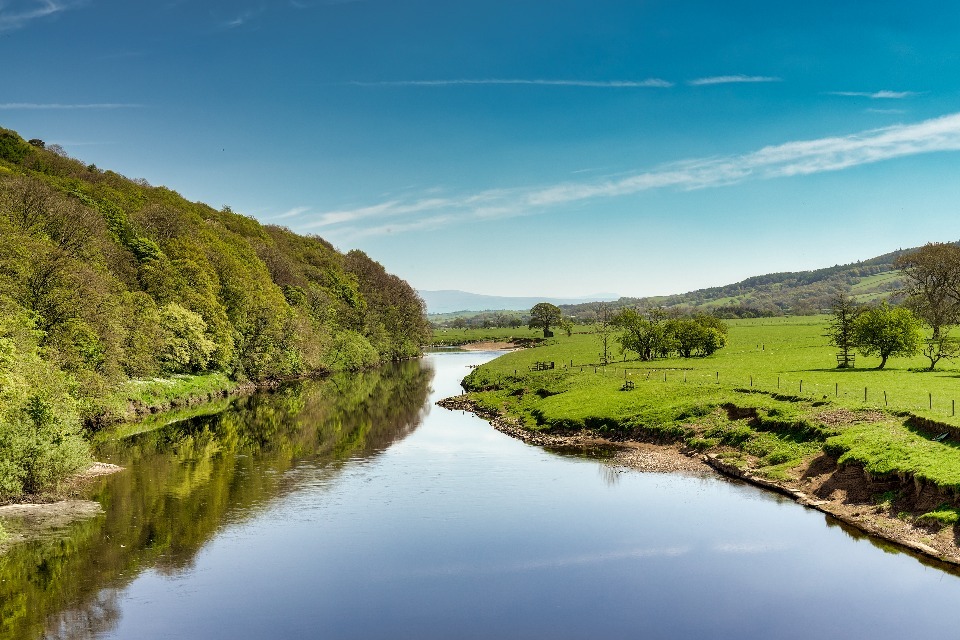 UK Bans Unfair Bonuses for Six Water Firms