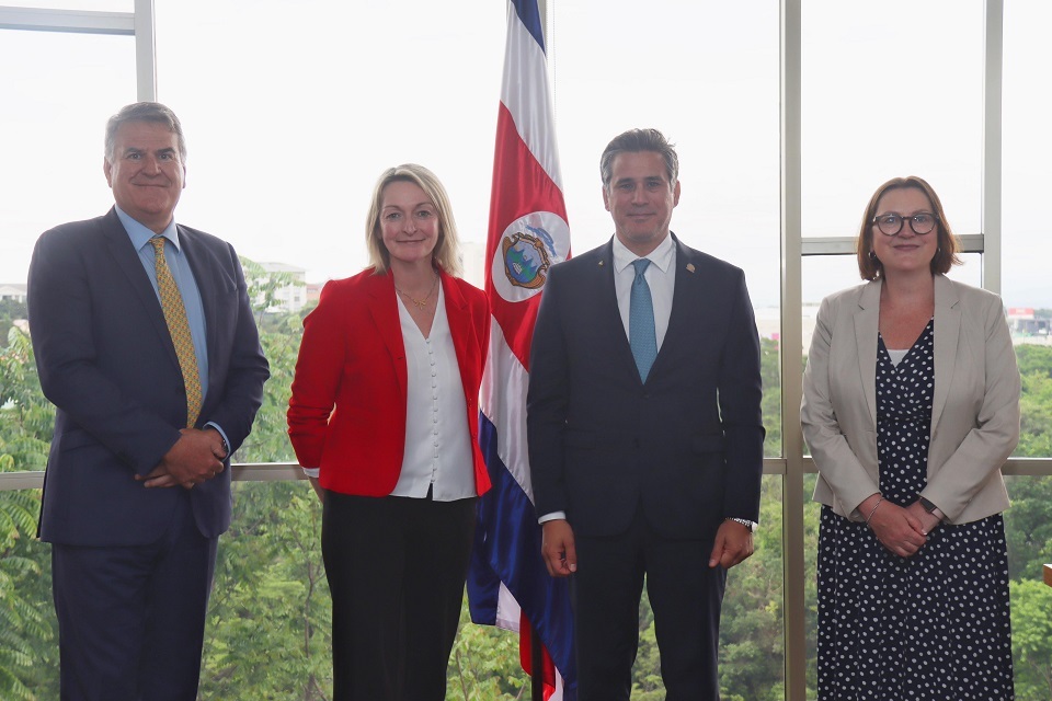 UK Envoy Visit Boosts Costa Rica Trade Ties