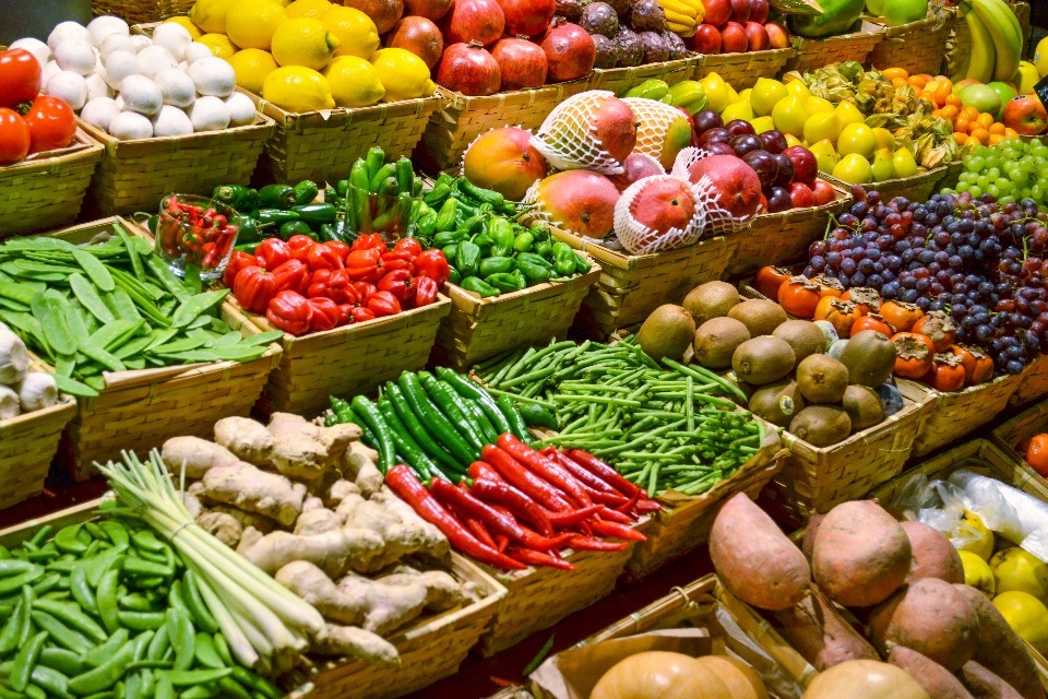 UK Scraps Fruit, Veg Import Checks Pre-EU Deal