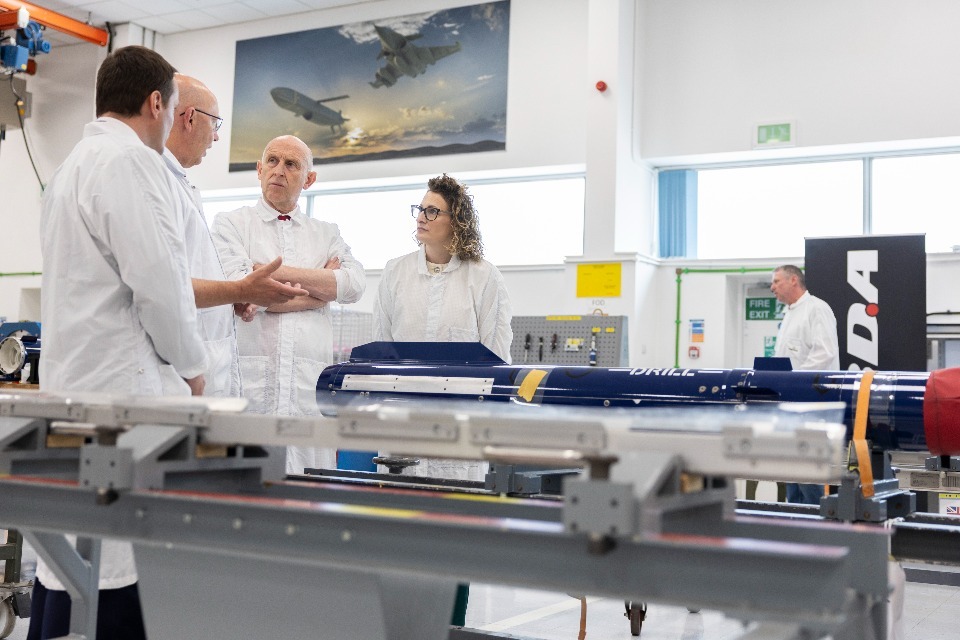UK Unveils Munitions Factories, Backs 2,000 Jobs