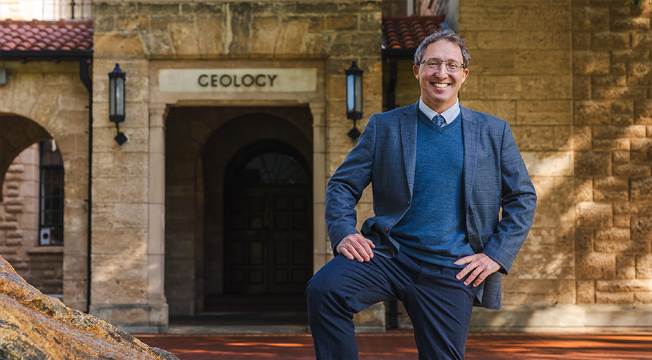 Critical Minerals Research Fuels Energy Transition