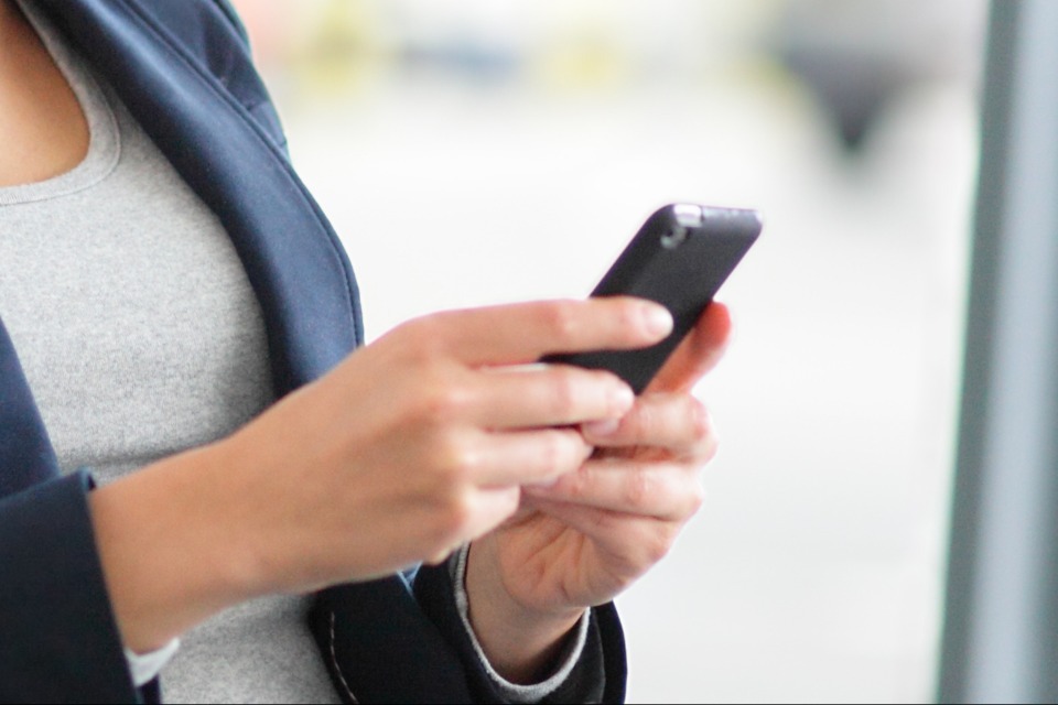 DfT Warns Public of Scam Texts Demanding Fines